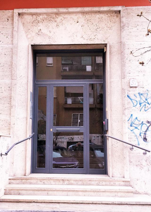Casa Italiano - Bestbnb Garbatella Рим Екстер'єр фото